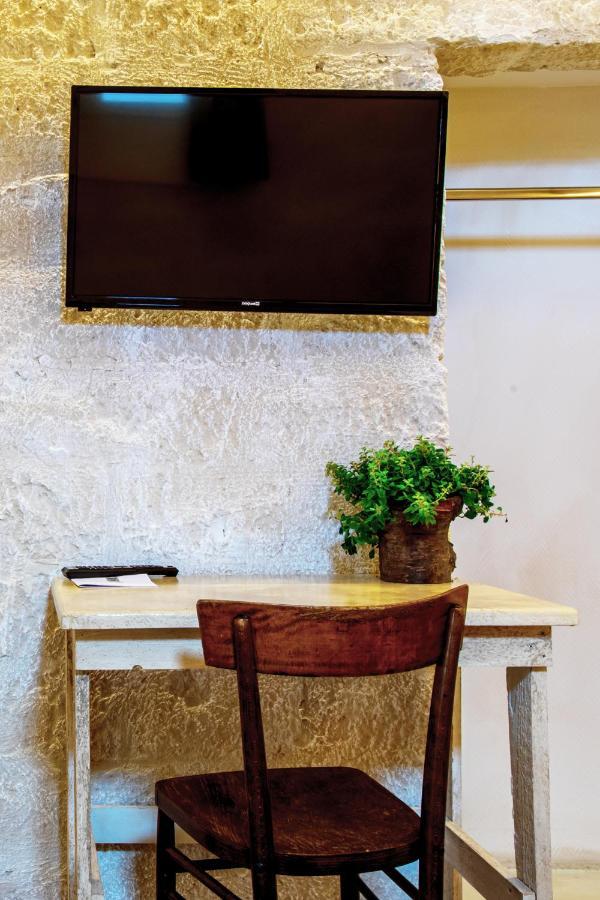 Piazza San Giovanni - Essenze Della Murgia Bed & Breakfast