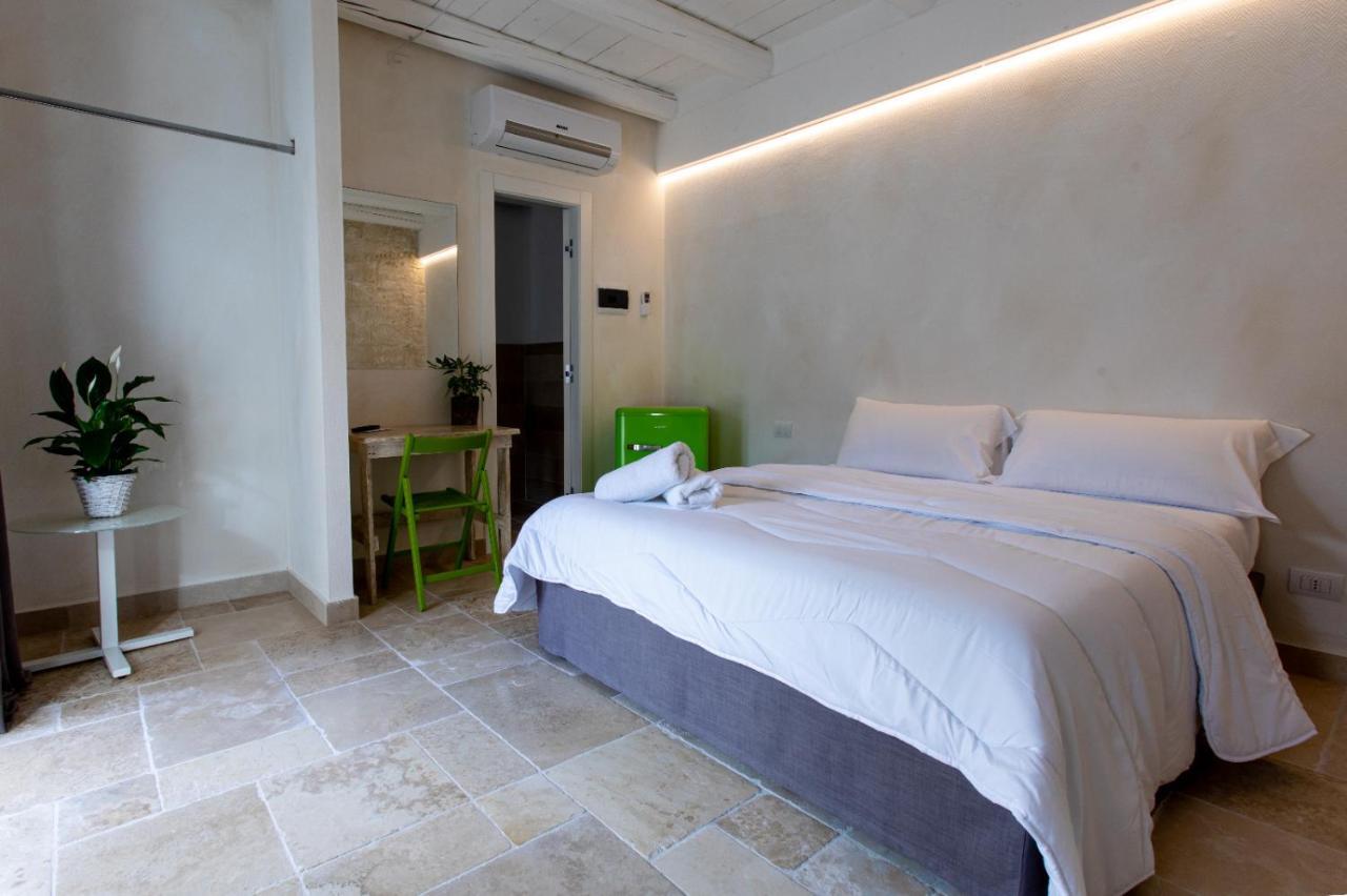Piazza San Giovanni - Essenze Della Murgia Bed & Breakfast
